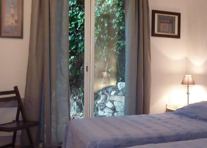 Valinco Capicciolo Vue-proche Mer-piscines וילה