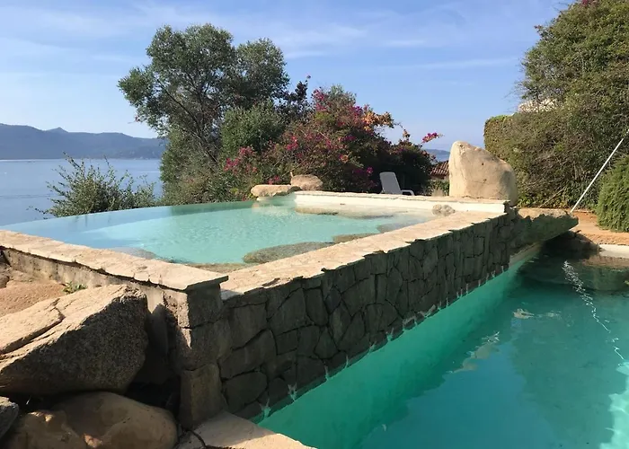 Valinco Capicciolo Vue-proche Mer-piscines וילה *