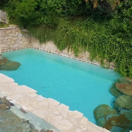 Valinco Capicciolo Vue-proche Mer-piscines Villa Olmeto (Corsica)