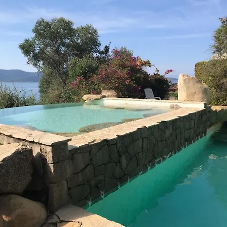 Valinco Capicciolo Vue-proche Mer-piscines Villa *