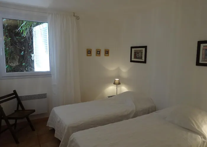 Valinco Capicciolo Vue-proche Mer-piscines * Olmeto (Corsica)